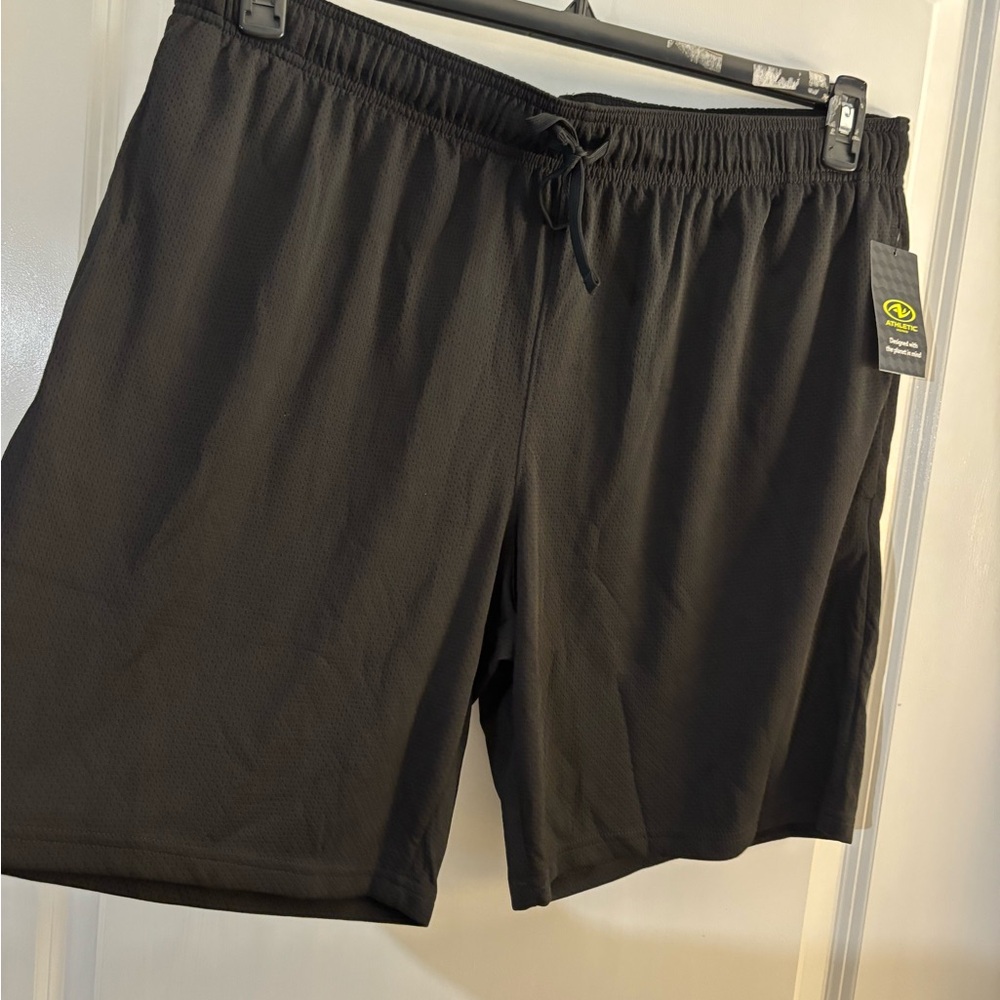 Mens Athletic Works Black Athletic Shorts with Elastic Waist Sz XL NWT
